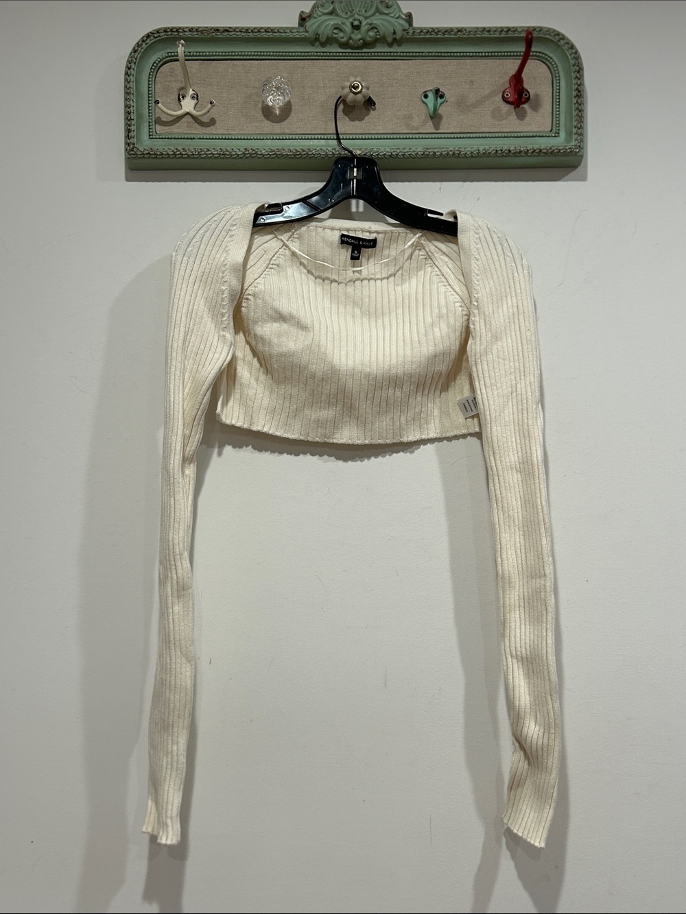 Kendall & Kylie Cream Ribbed Cropped Bolero Cardigan Sweater Small women’s top